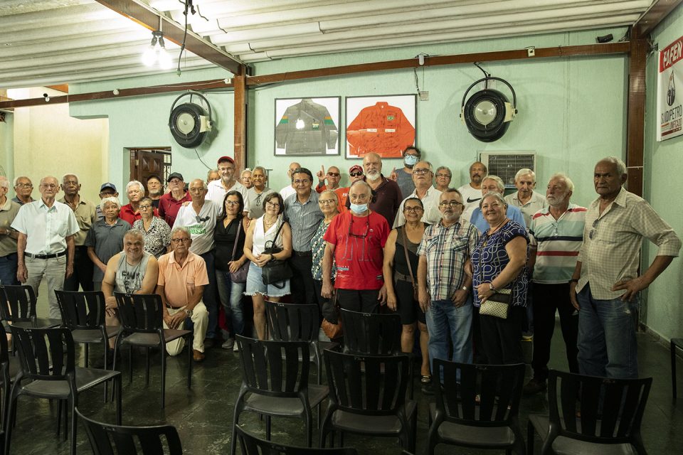 Petroleiros aposentados se reuniram com o conselheiro Radiovaldo Costa nas sedes de Mauá e São Paulo (Fotos: Guilherme Weimann/Sindipetro Unificado)