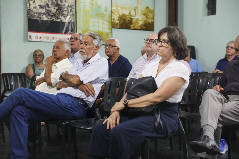 PC Martin se reúne com aposentados nas sedes do Sindipetro Uificado de Mauá e São Paulo (Foto: Vítor Peruch/Sindipetro Unificado)