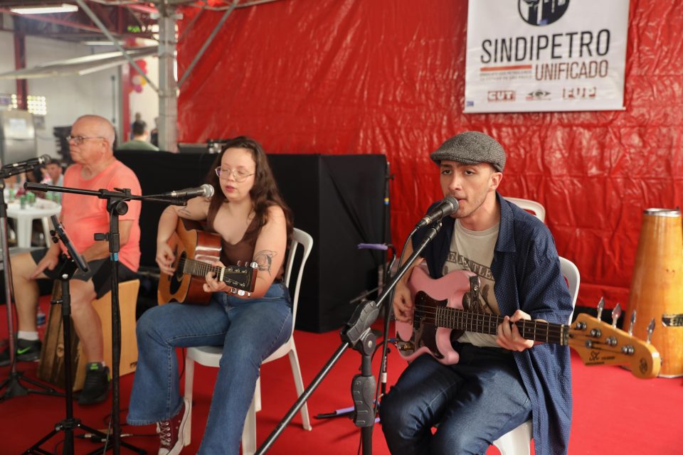 A música tomou conta da festa de fim de ano da Regional Campinas(Foto: Vítor Peruch/Sindipetro Unificado)