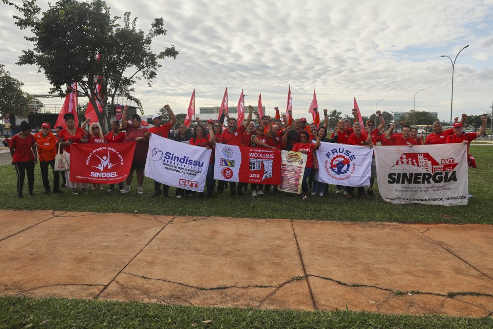 Categorias de todo o Brasil encheram as ruas de Brasília em luta por direitos (Fotos: Vítor Peruch/ Sindipetro Unificado)