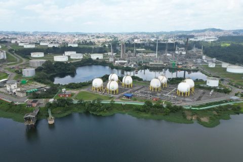 Explosões e naufrágio da plataforma P-36 completam 20 anos - Sindipetro