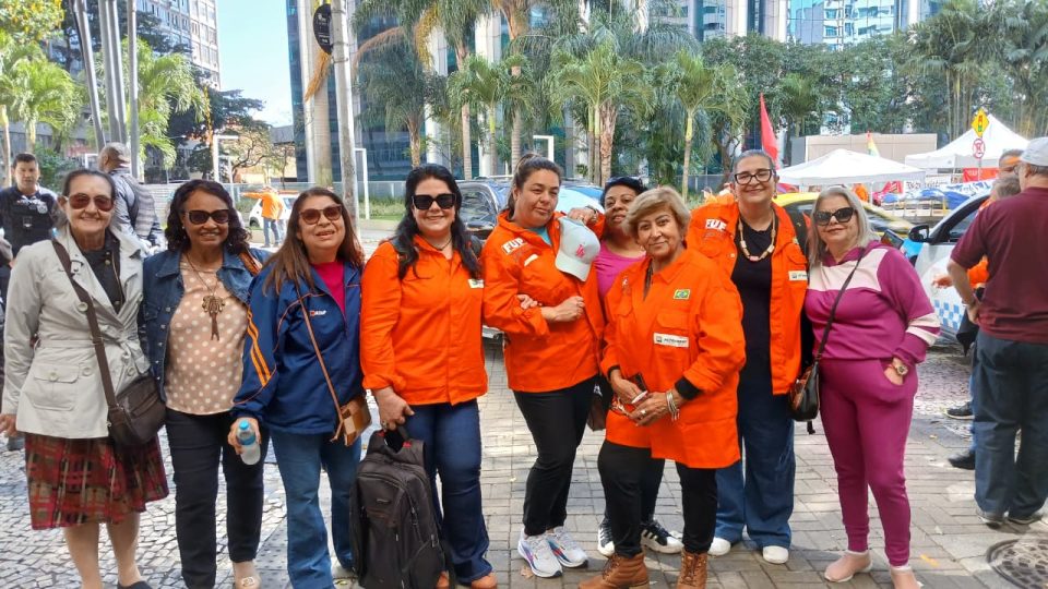 Delegação do Sindipetro Unificado (Foto: Vítor Peruch)