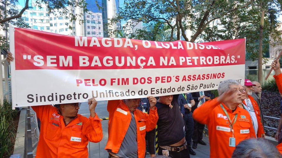 Delegação do Sindipetro Unificado (Foto: Vítor Peruch)