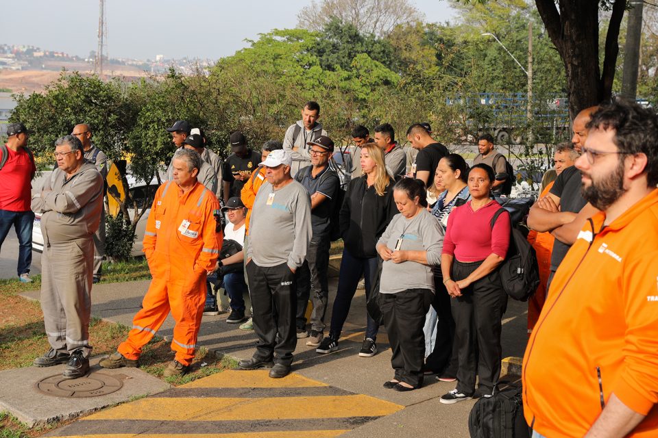 Trabalhadores do terminal da Transpetro de Barueri