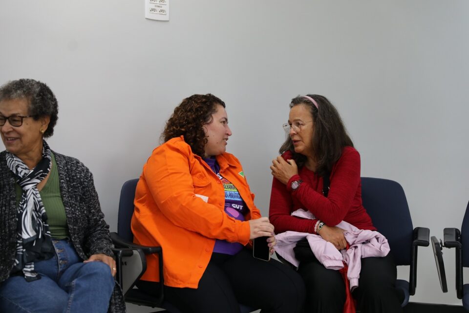Roda de conversa promovida pelo Sindipetro Unificado em Campinas reuniu especialistas e trabalhadoras para debater violência doméstica e no ambiente de trabalho durante a programação do Mês das Mulheres (Foto: Vítor Peruch/Sindipetro Unificado)