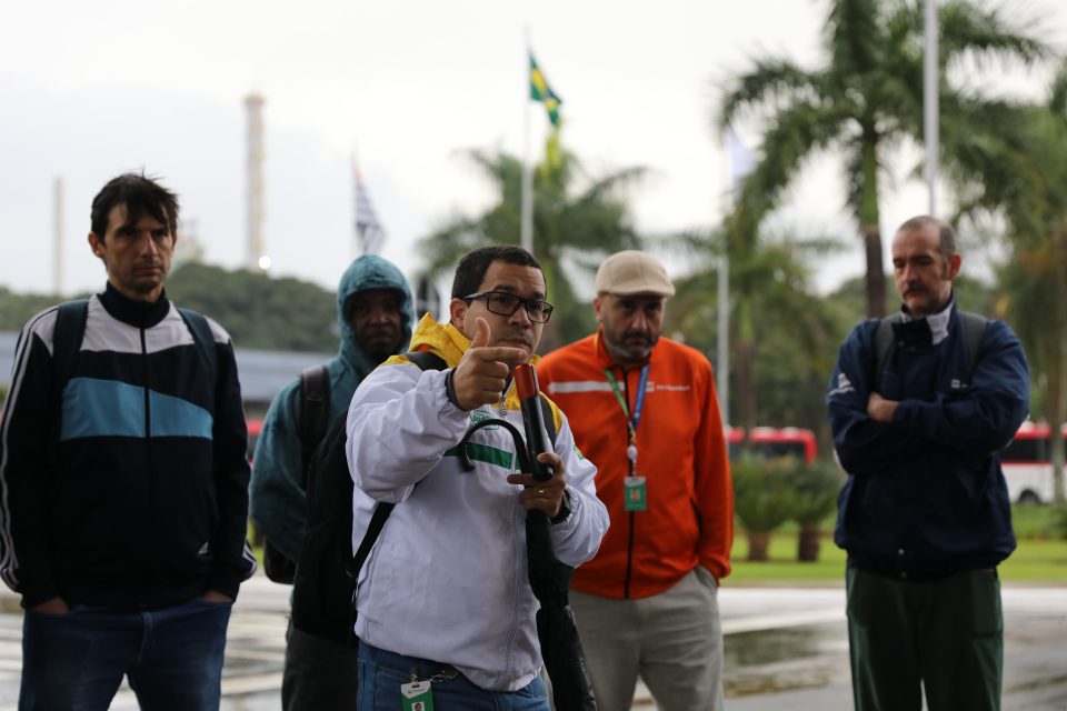 Trabalhadores participaram ativamente do debate sobre os rumos da mobilização da categoria e os desafios colocados para o próximo período (Foto: Vítor Peruch)