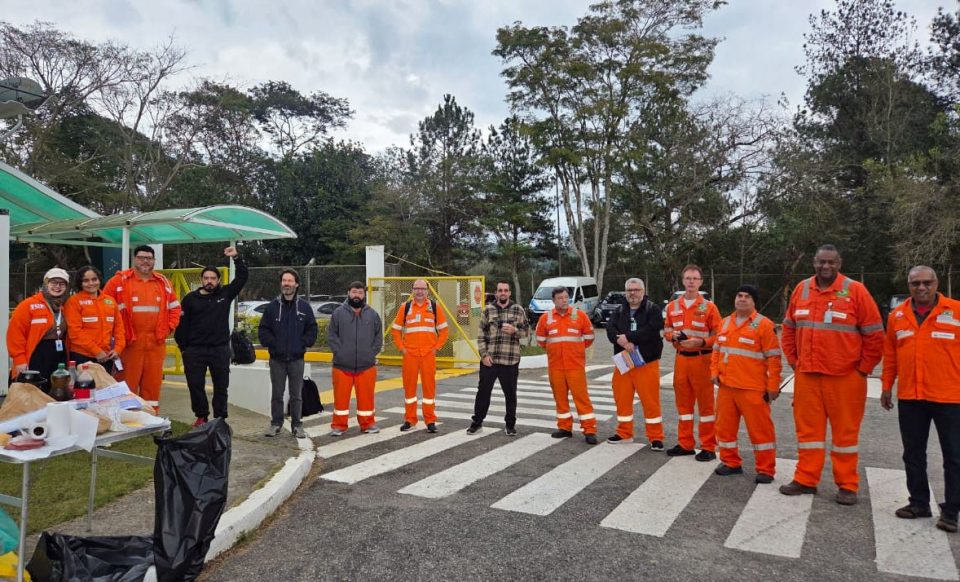 Mobilizações reúnem trabalhadores da ativa e aposentados em diferentes unidades, com atividades ao longo da semana e participação em bases operacionais e administrativas (Foto: Sindipetro Unificado)